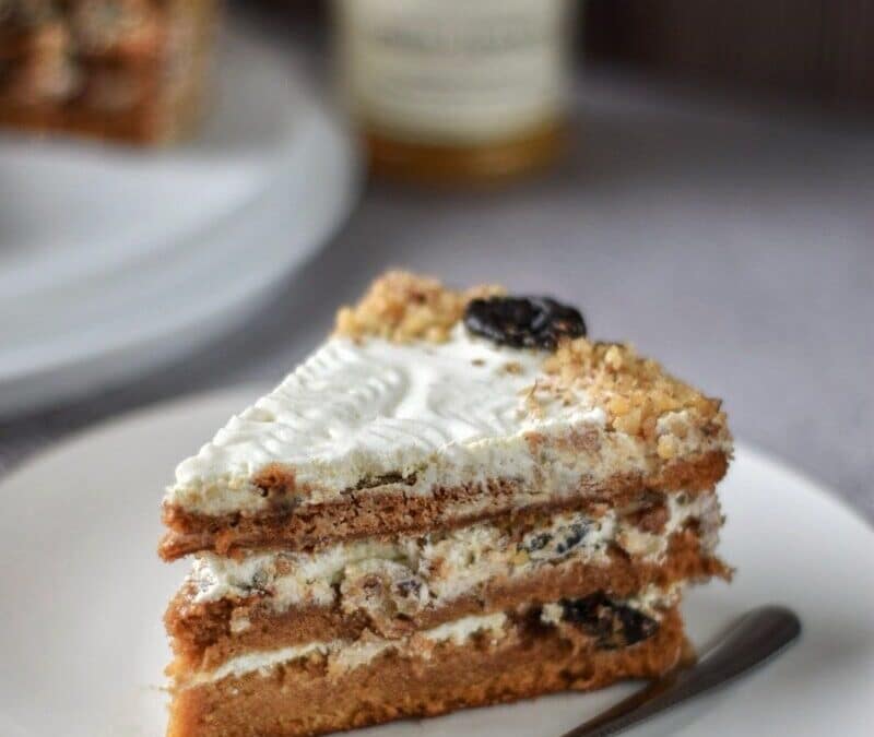 Cookies and Cream Honey Bun: A Fun Twist on a Classic Favorite